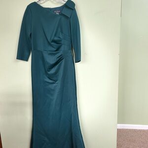 Jessica Howard Blue/Teal Asymmetrical Ruched Gown